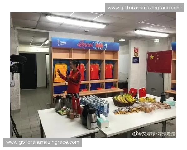 体育记者深入亚冠决赛现场揭秘冠军球队更衣室背后的热血故事与坚守